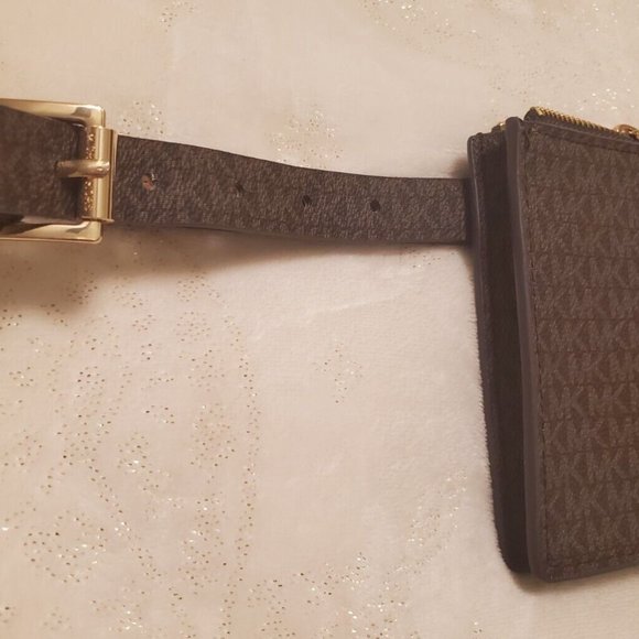 Michael Kors Fanny Pack Belt Bag with Chain Closure - Picture 3 of 5